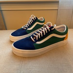 VANS YACHT CLUB OLD SKOOL SHOE size 6.5